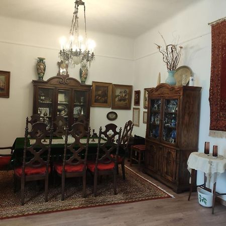 Casa Oliver เอเธนส์ ภายนอก รูปภาพ
